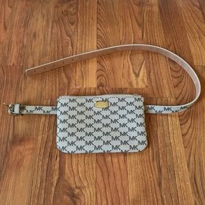 MICHAEL KORS Bum Bag